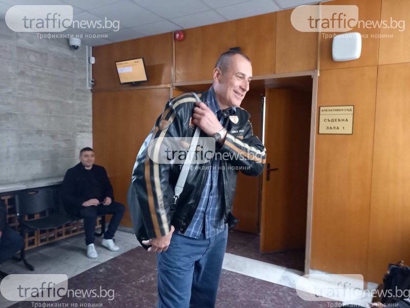 Полицаят Караджов не иска шиканиране на делото за убийството на родителите си, пледира 