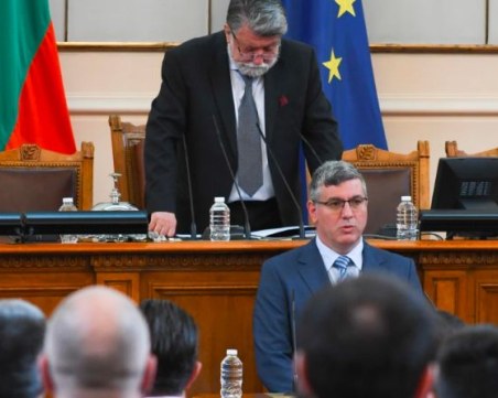 Андрей Цеков се закле като депутат