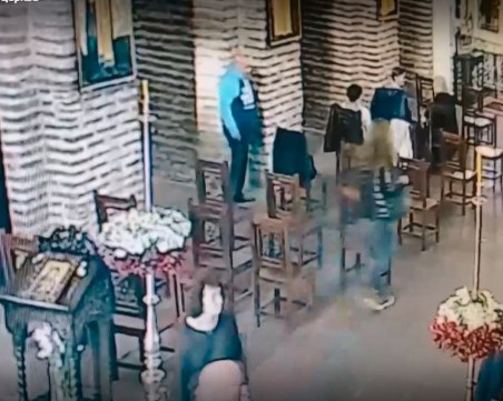 Нагла кражба в църква, все още разследване няма