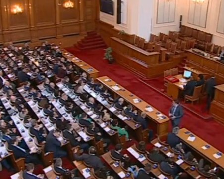 Росен Желязков ще има шестима заместници