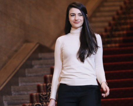 Депутатите приеха оставката на Лена Бориславова