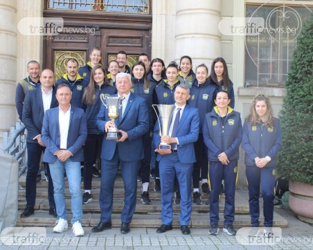 Марица показа двете купи в Общината