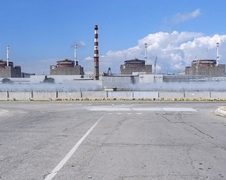 Запорожката АЕЦ спира американско ядрено гориво