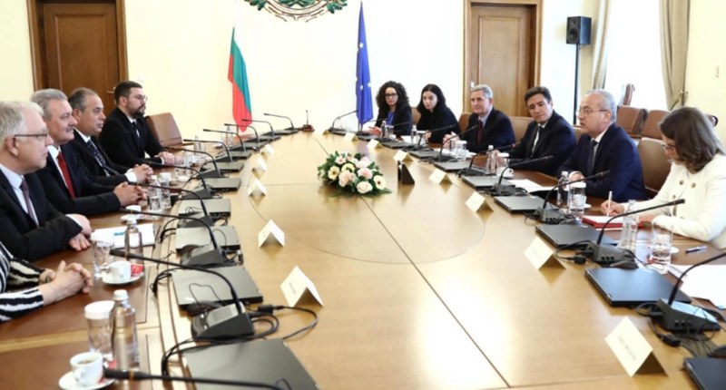 Министър-председателят Гълъб Донев прие днес в Министерския съвет ръководствата на