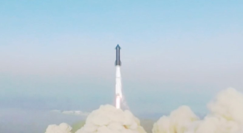 Най-голямата ракета в историята - Старшип на Илон Мъск бе
