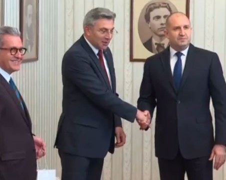 Карадайъ: ГЕРБ и ПП – ДБ влязоха в полето на популизма, ДПС трябва да влезе във властта за евробъдещето ни