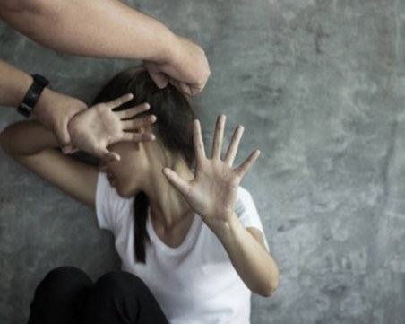 Мъж отвлече жена в Пловдив, отведе я във Врачанско