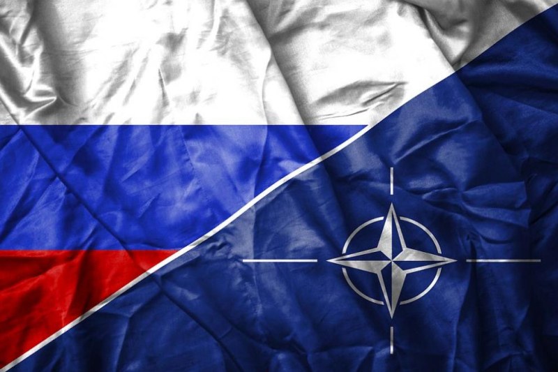 Русия подложи на критики посещението на генералния секретар на НАТО Йенс Столтенберг в Киев тази седмица, като