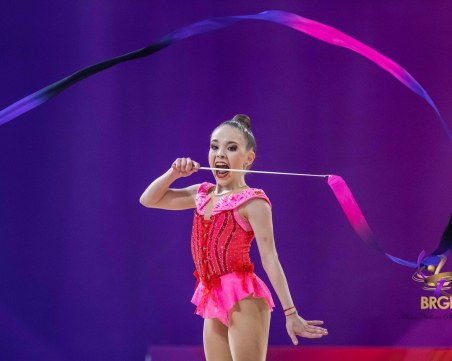 Стилияна Николова грабна шампионската титла в многобоя на Световната купа