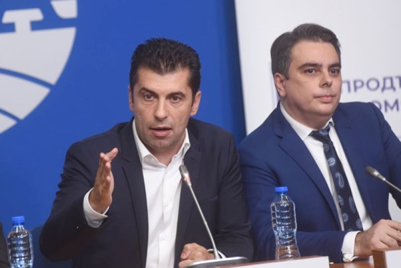 Петков: Ще предложим правителство на малцинството, но без министри на ГЕРБ