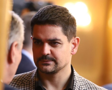 Гешев поиска сваляне на депутатския имунитет на Радостин Василев