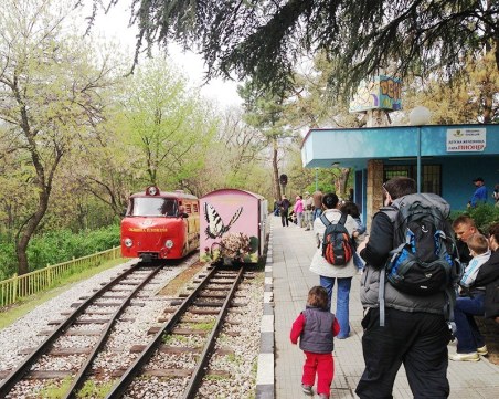Гласуват железницата 
