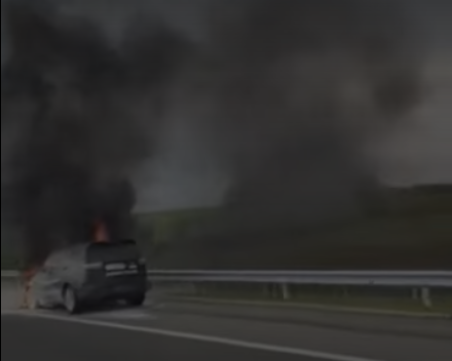 Джип на Гранична полиция избухна в пламъци на АМ 