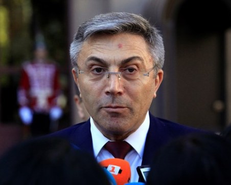 Карадайъ: Не сме канени за разговори, засега сме опозиция