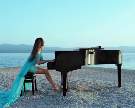 Лола Астанова преди гостуването си в Пловдив: Чувствам се привилегирована