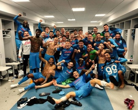 Наполи разпродаде стадиона за евентуалния шампионски мач