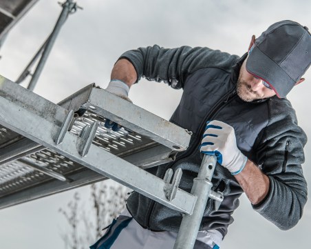 Обявиха свободни работни места за над 100 монтажници в Пловдив