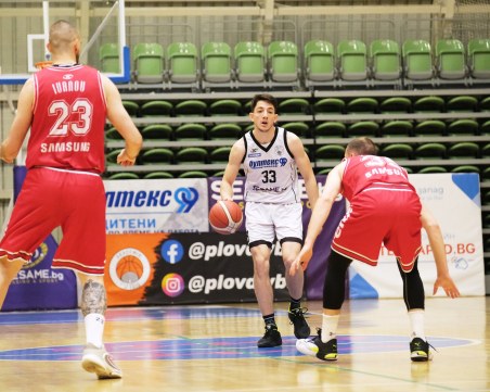 Страхотен Академик подчини ЦСКА в последния си мач преди плейофи