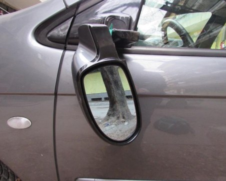 Заловиха двама мъже, увреждали чужди коли в Пловдив