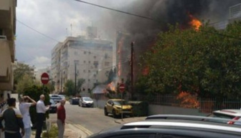 В кипърската столица Никозия избухна пожар в сградата на Руския