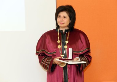 Ректорът на Медицински университет – Пловдив проф д р Мариана Мурджева беше удостоена с отличието Почетен знак