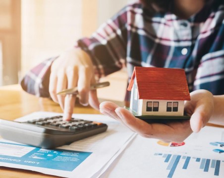 Българите продължават да теглят жилищните кредити, вече дължат над 17 млрд. лева