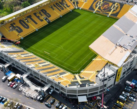 Ботев пуска допълнителни билети днес за два сектора