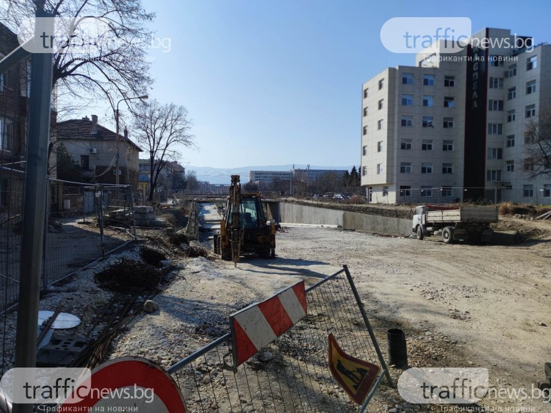 Пропадна и пренасочването на 5 млн. лева от пробива на Водната палата към „Модър-Царевец” и още две улици