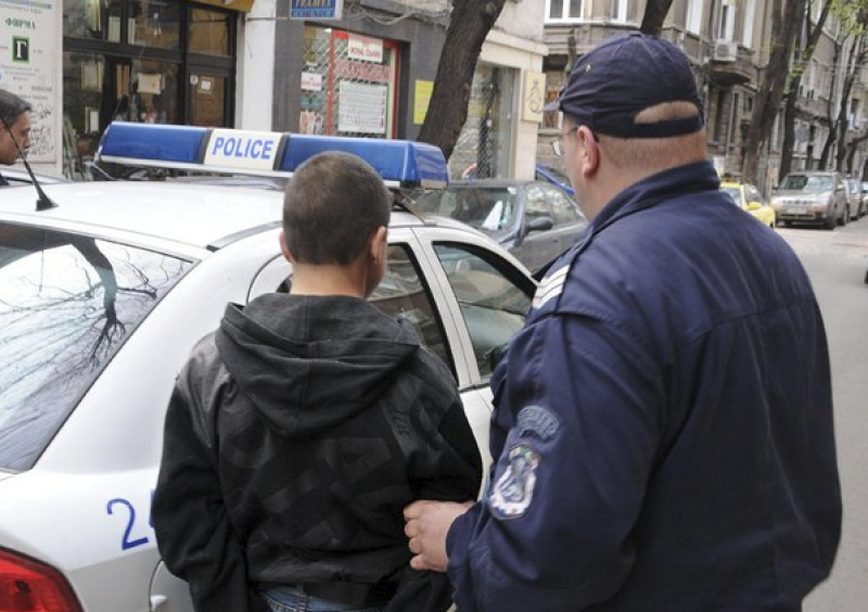 Десетокласник от пловдивско училище се изправи преди няколко дни пред