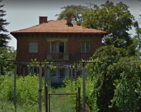 Апетитиният държавен имот в Брестовица е спечелен от фирма, създадена 2 седмици след началото на търга