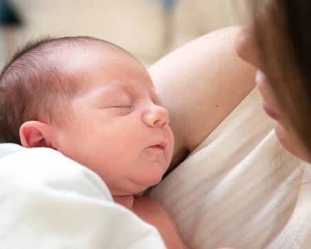 Пловдивчанки стават майки средно на 27 години, едва 10 бебета се раждат на 1000 души