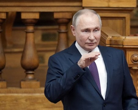 Владимир Путин изключи приятелските държави от забраната за износ на руски петрол