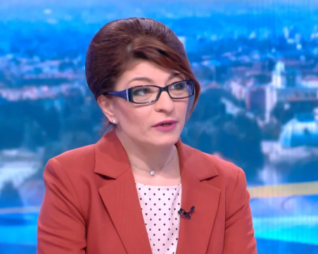 Десислава Атанасова: Кандидатурата на Христо Иванов за премиер не е поставяна на масата