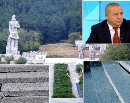 След 300 хил. лева ремонт: Паметникът на Христо Ботев в Калофер е в окаян вид