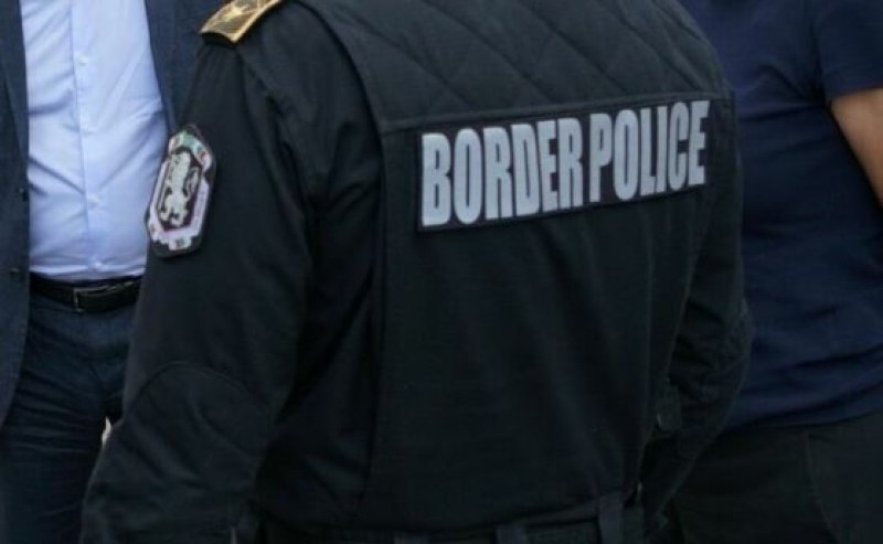 Хванаха граничен полицай, искал подкуп от 500 евро