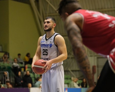 Академик започва плейофите с гостуване на Рилски спортист