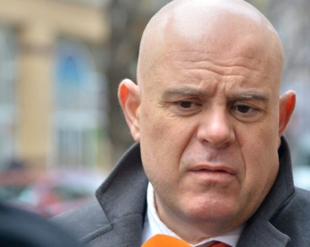 Намериха втора бомба предназначена за Гешев