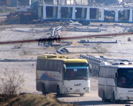 Израел нанесе въздушни удари по летището в Алепо