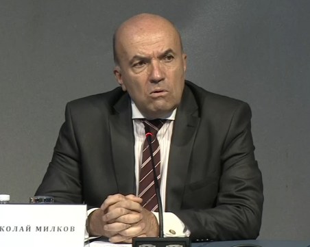 Освободиха Николай Милков от поста външен министър