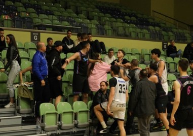 Дисциплинарната комисия наложи сериозни наказания след бой между пловдивските баскетболни
