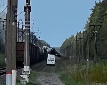 Отново: Взрив на жп релси в Русия, дерайлира влак