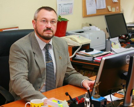 Внезапно почина знаков преподавател и декан от Пловдивски университет