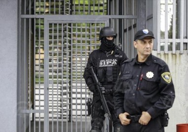 Полицията в Босна задържа днес 18 годишен младеж от западния