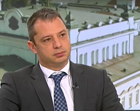 Делян Добрев: Програмата на ПП-ДБ са глупости, написани в екселска таблица