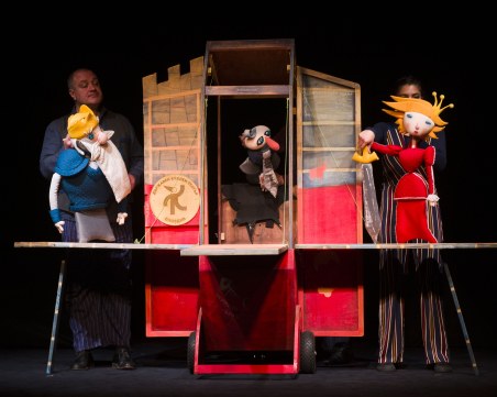 Принцеса, която отказва да бъде като другите - вдъхновяващ спектакъл с премиера в Куклен театър-Пловдив