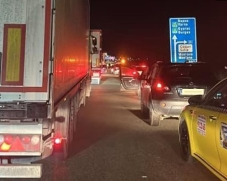 Шофьор блъсна и уби пешеходец в София, след което избяга