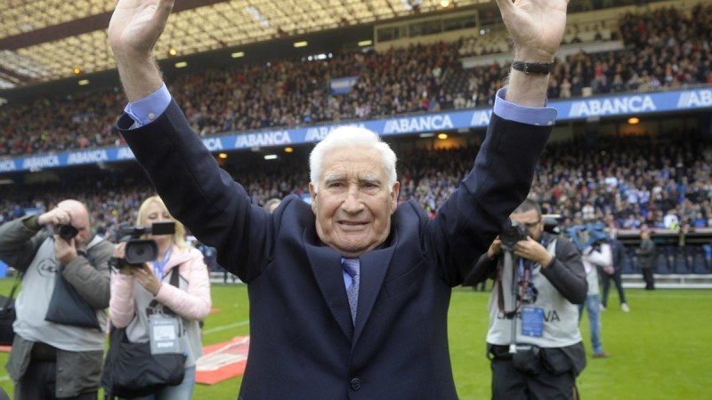 На 92 години почина испанският треньор Арсенио Иглесиас Падро, известен