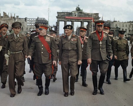 На този ден: Завършва Втората световна война