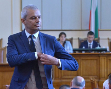 Костадинов: В това, че няма редовно правителство, няма абсолютно никакъв проблем