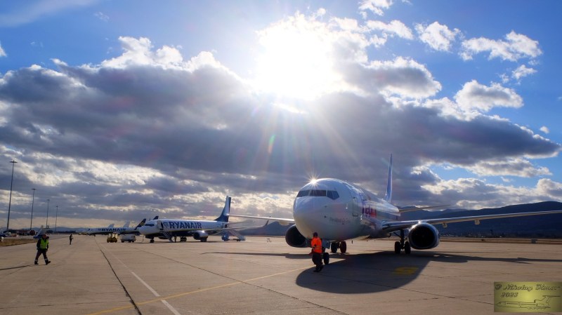 Увеличават броя на полетите от летище Пловдив ВИДЕО